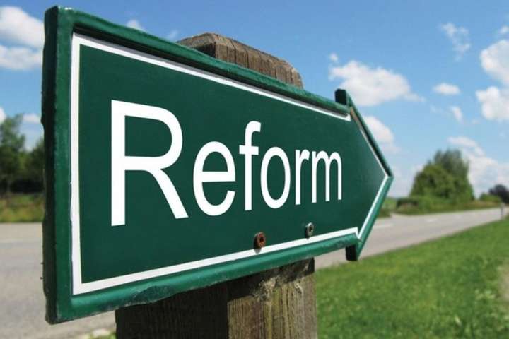 Хто гальмує реформи: «Слуга народу» знайшла крайніх