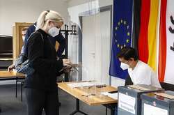 Згідно з даними голосування у всіх 299 німецьких округах, соціал-демократи набрали 25,7% голосів