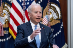  Когда Байдену рассказали, что СДПГ имеет небольшое преимущество, то он ответил: «Черт побери, они стойкие» 