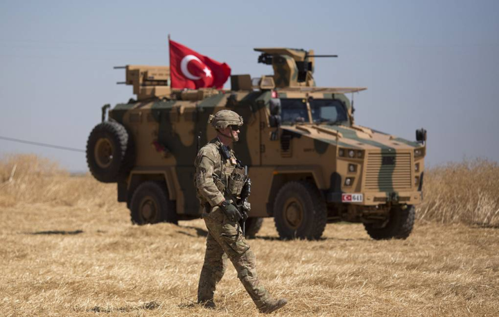 Турция увеличила военное присутствие в Сирии 
