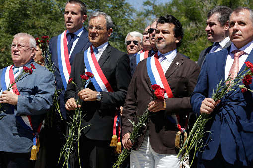 Французькі депутати, що відвідують окуповані Крим та Донбас: хто вони?