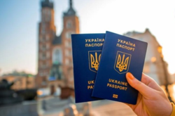  В Украине проведут масштабную проверку загранпаспортов 