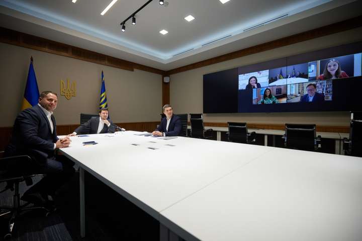 Зеленський запропонував відкрити в Україні офіс компанії Facebook
