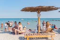  Пляжі Приазов'я в сезоні, що минає, недорахувалися 20% відпочивальників   