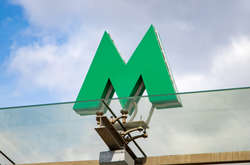 Планові ремонтні роботи тривають на станціях та в переходах метро