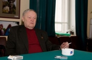 Борис Олийнык: «Окружение в открытую подставляет президента Януковича»