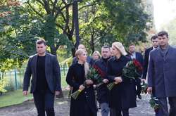 Юлія Тимошенко віддала шану пам'яті загиблим у Бабиному Яру (фото)