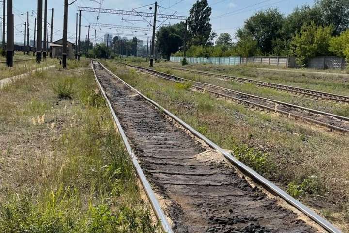 «Укрзалізниця» отримала штраф на 10 млн грн за засмічення земель у Києві