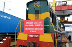 В Китай отправили первый грузовой украинский поезд