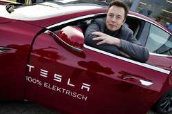 Ілон Маск обурився, що Джо Байден у своїй промові жодного разу не згадав про Tesla