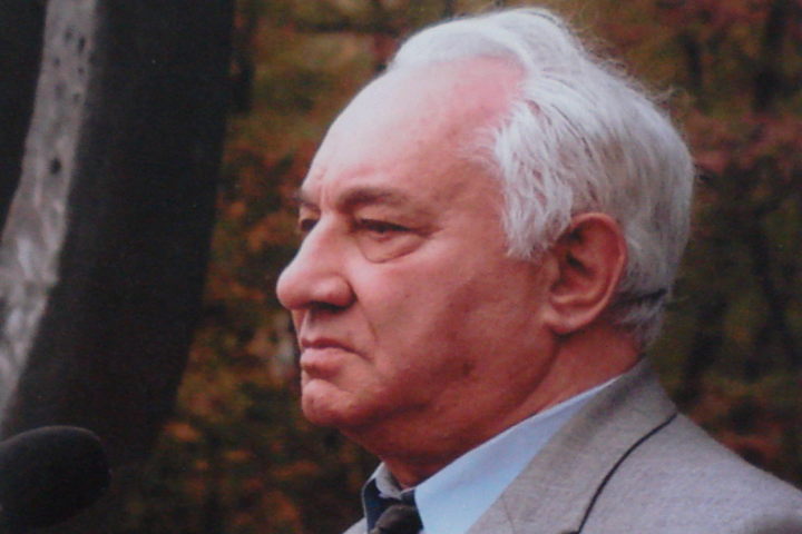 Зеленский присвоил Героя Украины историку, который исследовал трагедию Бабьего Яра 