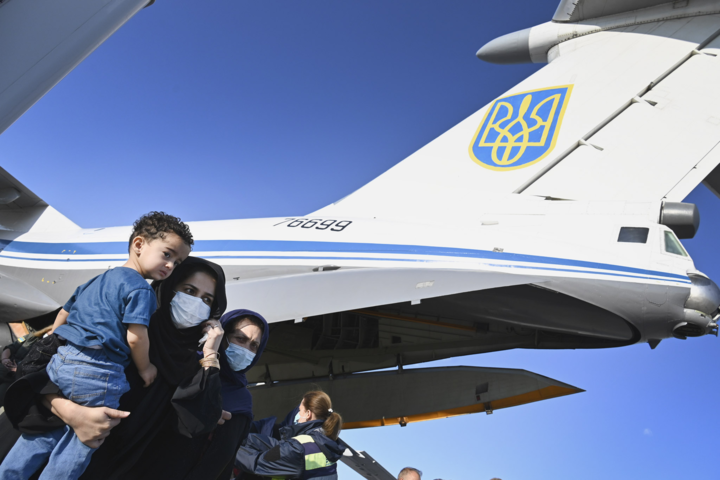 Украинская разведка планирует новый эвакуационный рейс из Афганистана