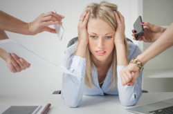  За год треть женщин выгорели на работе 