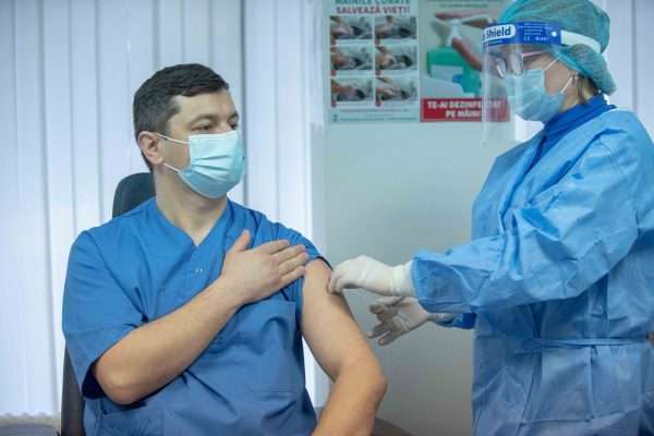 У Молдові щеплені від коронавірусу отримають додаткові вихідні 