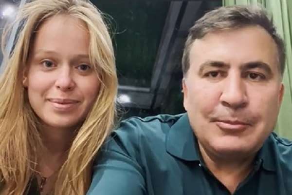 Саакашвили показал свою новую жену – народную депутатку Украины (видео)
