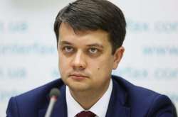 «Слуга народа» собрала уже более 150 подписей за рассмотрение отставки Разумкова