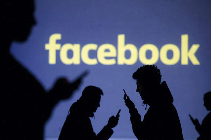 У Facebook вибачилися перед користувачами