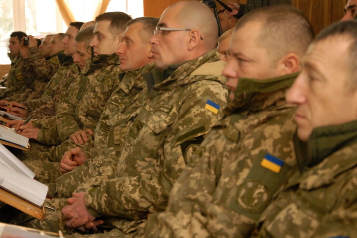 В украинской армии появятся языковые инструкторы 