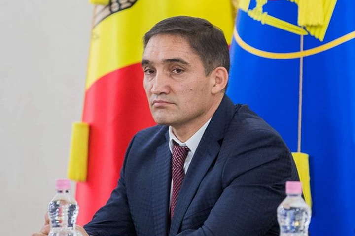 У Молдові чинний генпрокурор може опинитися за ґратами. Що відомо
