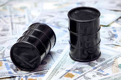 Ціна нафти Brent перевищила $83 за барель вперше за три роки