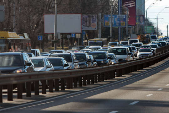 Експерти пропонують три способи зменшення заторів у Києві