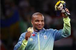 Жан Беленюк вирішив продати олімпійську нагороду