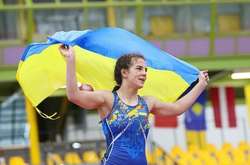 З’явилося відео яскравої перемоги українки над росіянкою на чемпіонаті світу з боротьби