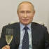 Путін практично незмінно керує Росією з 2000 року