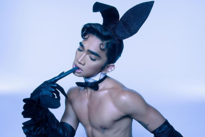 Обложку Playboy впервые украсил гей (фото)