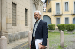 Нобелевскую премию по литературе получил писатель из Занзибара 