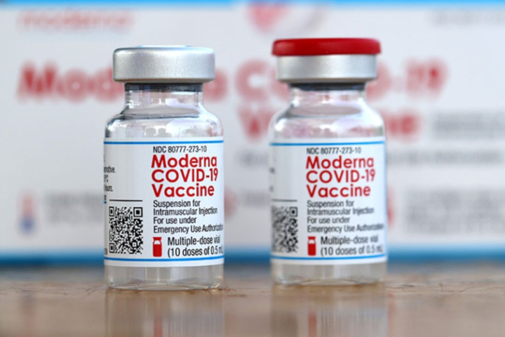 Две европейские страны приостановили вакцинацию Moderna 