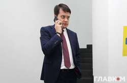 Разумков не бачить партії, до якої міг би приєднатися