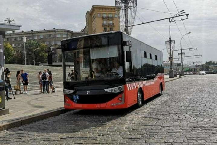 Украину «захватывают» турецкие автобусы. Какие города переходят на импортный транспорт