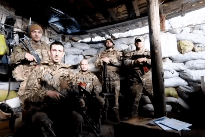 Українські військові звернулися до Киви, який привітав Путіна (відео)