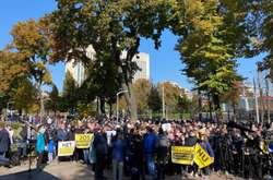 Соціалісти зібрали у Кишиневі мітинг в підтримку генпрокурора