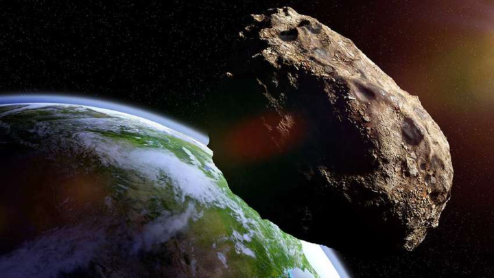 К Земле приближается астероид размером с пирамиду Хеопса 