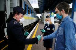 Вакцинація або ПЛР-тест: на потяг, автобус чи літак пускатимуть за новими правилами