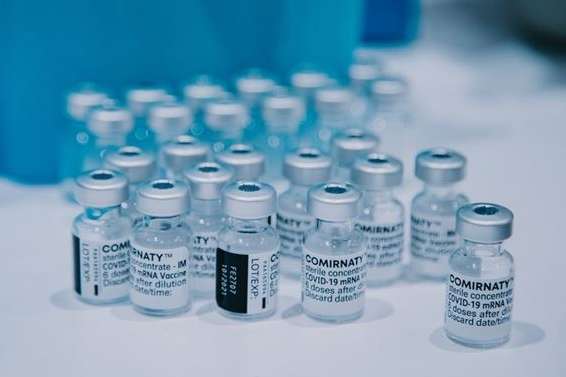 Виробники Moderna збільшать виробництво вакцини, але рецепт триматимуть у секреті 