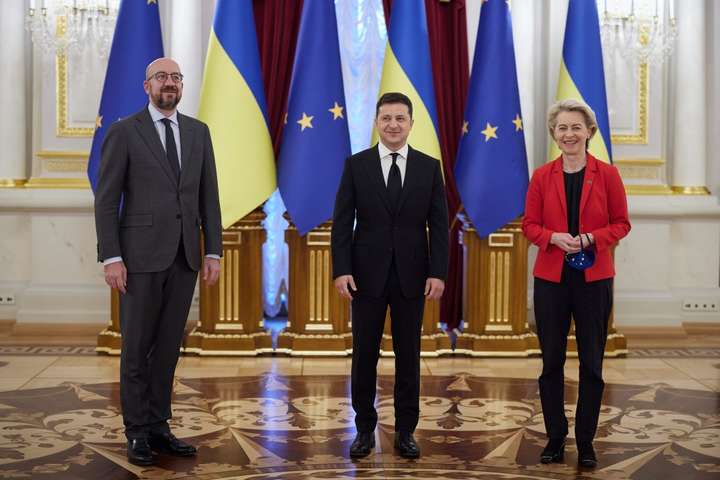 У Києві стартував саміт Україна – ЄС (фото)