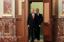 Статья Медведева об Украине. Россия движется к войне