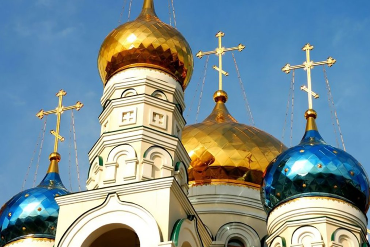 Треть украинцев не верят в Бога, а молодежь считает – наука побеждает религию 