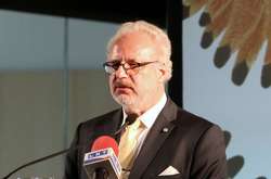 У вакцинованого президента Латвії підтвердили коронавірус