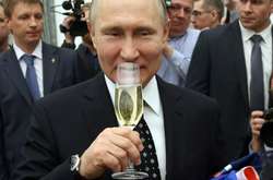 Керувати Кремлем Володимир Путін може аж до 2036 року