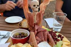 Эффектно, но как это кушать? Примеры слишком «креативной» подачи блюд