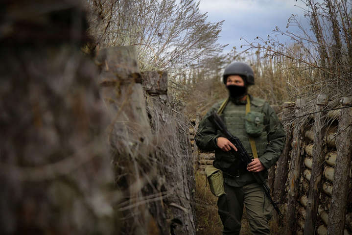 Оккупанты обстреляли украинские позиции из гранатометов и пулеметов 