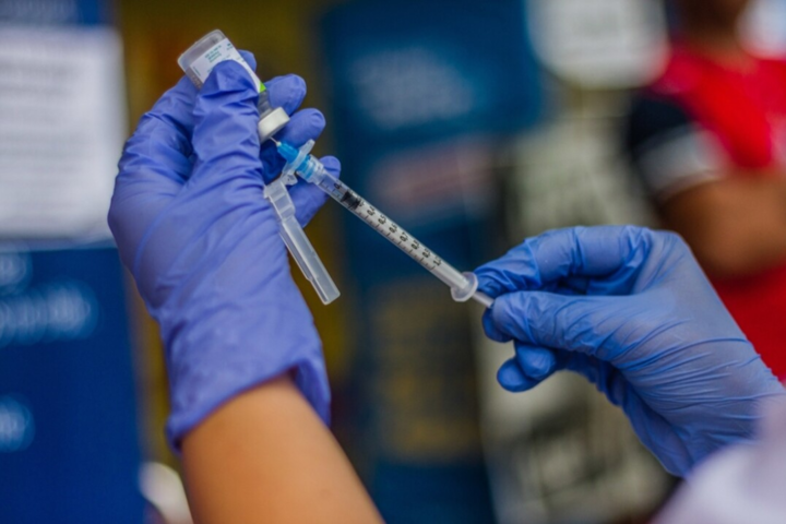 В Украине вакцинировали от Covid-19 более 55 тысяч человек за сутки