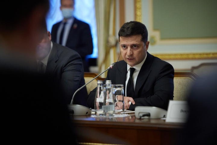 Украина отправит на рассмотрение Венецианской комиссии подписаный президентом проект закона о деолигархизации 