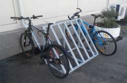 В театр на велосипеді. Біля столичних закладів культури з’являться парковки для двоколісних