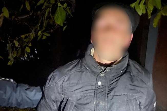 На Київщині чоловік через образу ледь не вбив двох відвідувачів кав’ярні (фото)