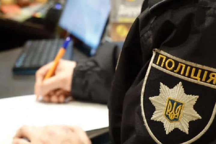 На Харківщині водій-порушник наїхав автомобілем на патрульного